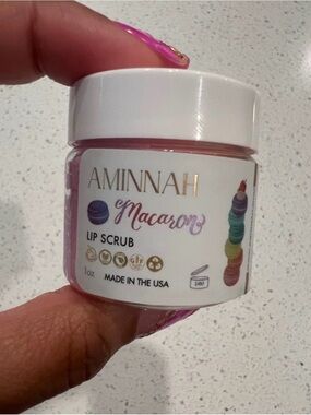 NWT Aminnah Macaron Lip Scrub retails $20